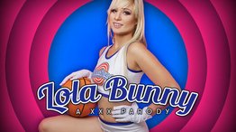 VRCosplayX LOLA BUNNY Is Horny As Rabbit After Win Over You